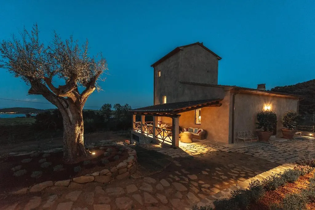 مزرعة للإقامة Torre Di Baratti Bio Resort بوبولونيا إيطاليا