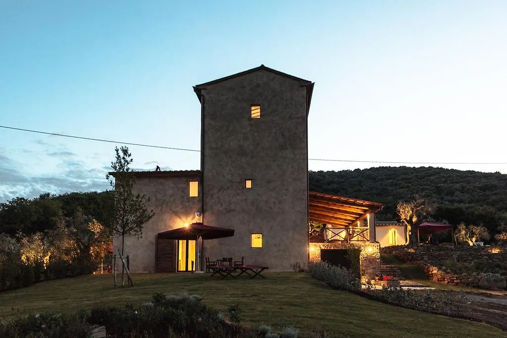 Torre Di Baratti Bio Resort بوبولونيا