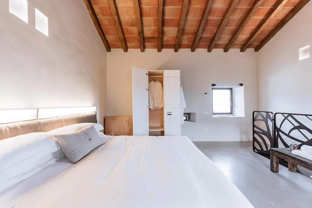 Torre Di Baratti Bio Resort بوبولونيا